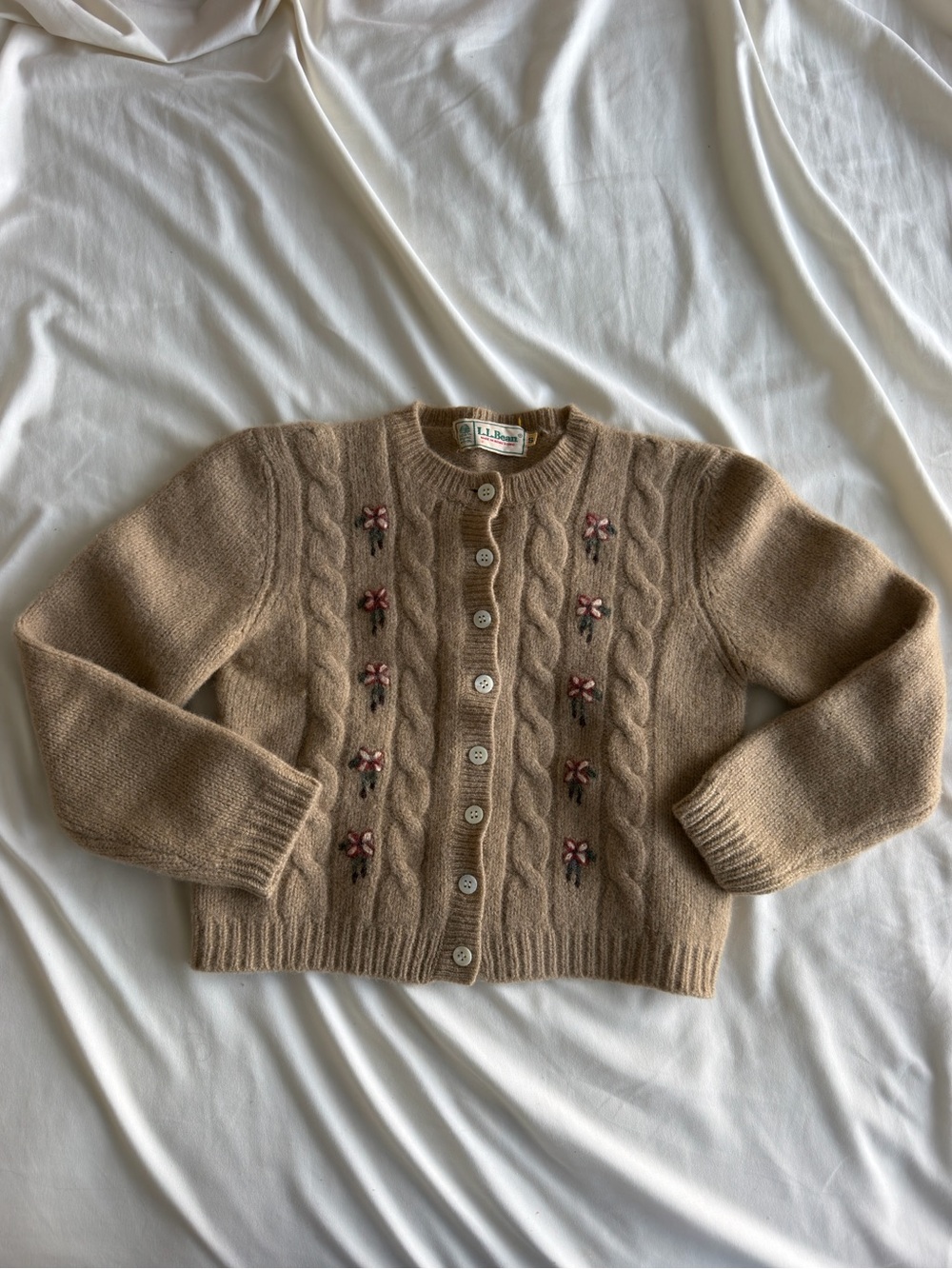 L.L. Bean Vintage Cable Knit Cardigan with Floral Embroidery Size S 100% Wool